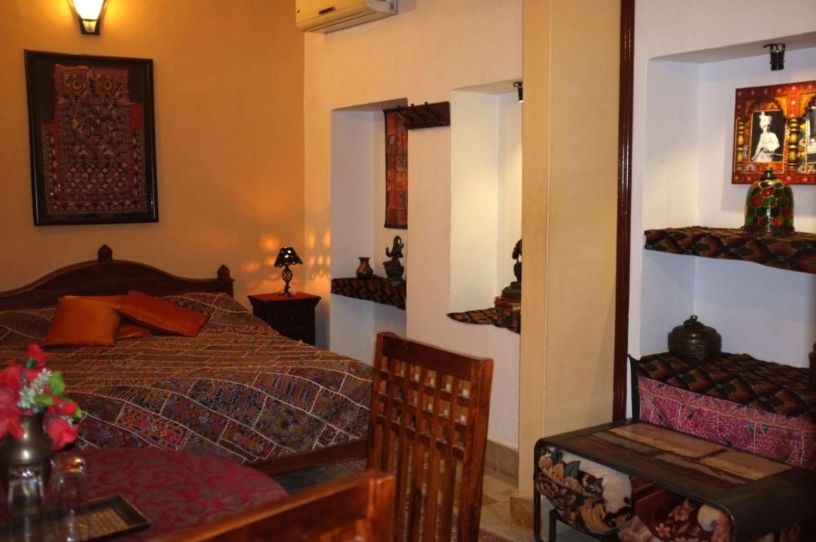 Killa Bhawan Lodge *